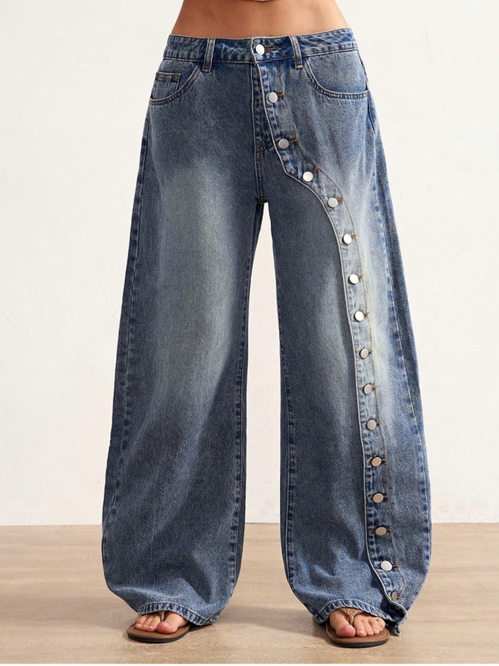 Medium wash Button Down Pockets Wide leg Denim Jeans Pants - Picture 2 of 7